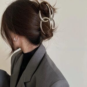 Elegant gold Hair Clip-1 piece